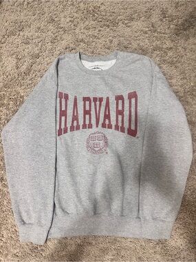 Harvard University Licensed Collegiate Gray Crewneck
Sweatshirt Medium